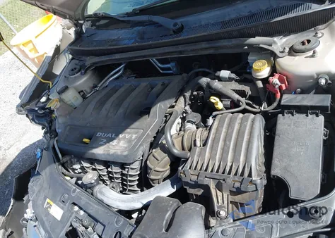 2014 Chrysler 200 Lx из США, поврежденный, VIN 1C3CCBAB8EN206360